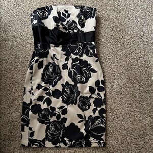 White House Black Market Strapless Black and White Floral Dress